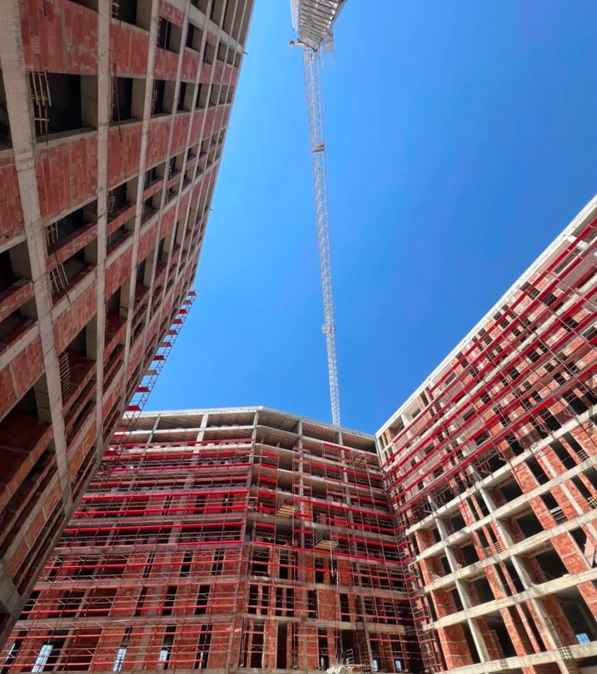 Tirane, shitet apartament 1+1 Kati 7, 84 m² 160.000 € (RRUGA JAVER MALO)