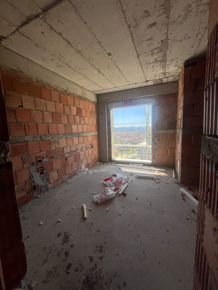 Tirane, shitet apartament 1+1 Kati 8, 64 m² 100.000 € (PORCELAN)