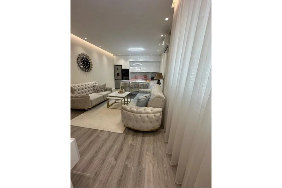 Tirane, shitet apartament 1+1 Kati 8, 65 m² 123.000 € (Rruga Stefan Shundi (ID: 530381006-177)