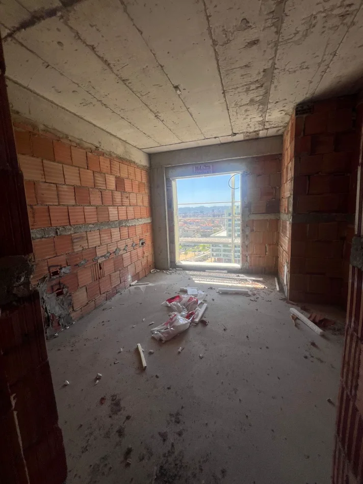 Tirane, shitet apartament 1+1 Kati 9, 64 m² 106.000 € (Porcelan)