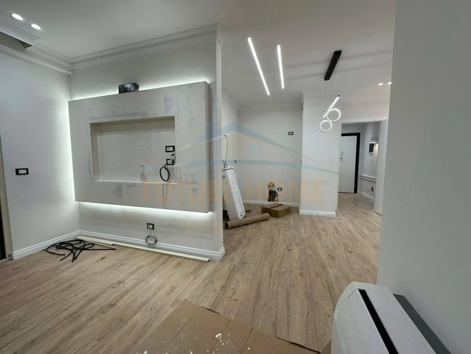 Tirane, shitet apartament 1+1 Kati 9, 71 m² 140.000 € (“Kompleksi Fratari” Unaza e Re)