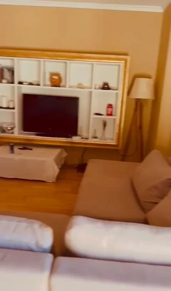 Tirane, shitet apartament 1+1 Kati 9, 74 m² 145.000 € (YZBERISHT)