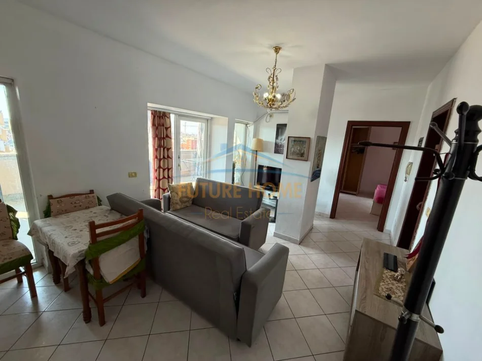 Tirane, shitet apartament 1+1+Verande , Kati 6, 91 m² 105.000 € (Laprake)