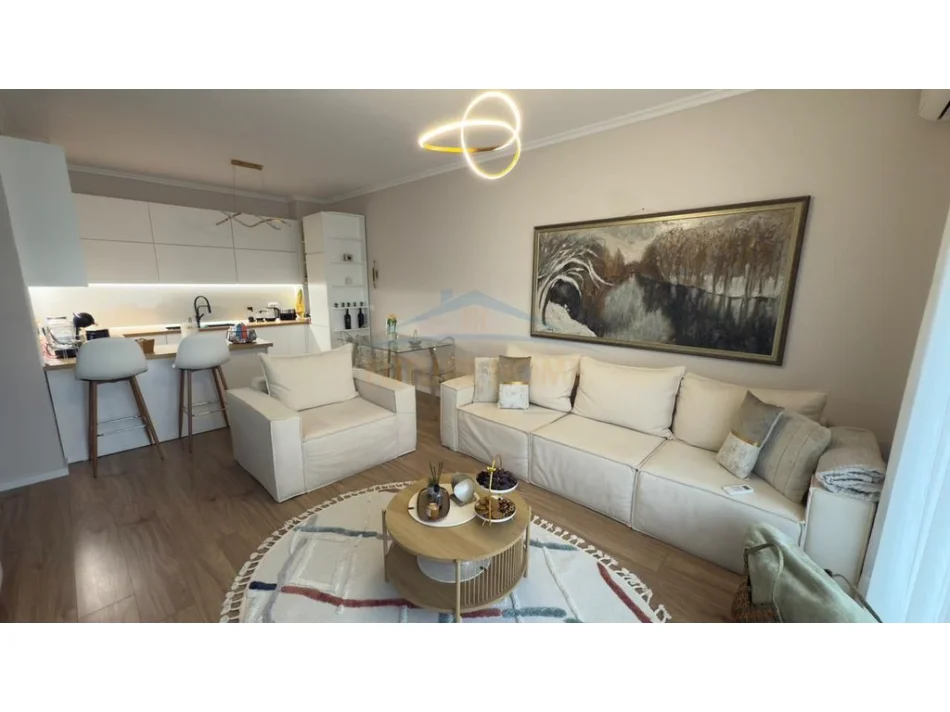 Tirane, shitet apartament 2+1 , 105 m² 265.000 € (Apartament 2+1+Post Parkimi, Rruga Jordan Misja, Tirane.)