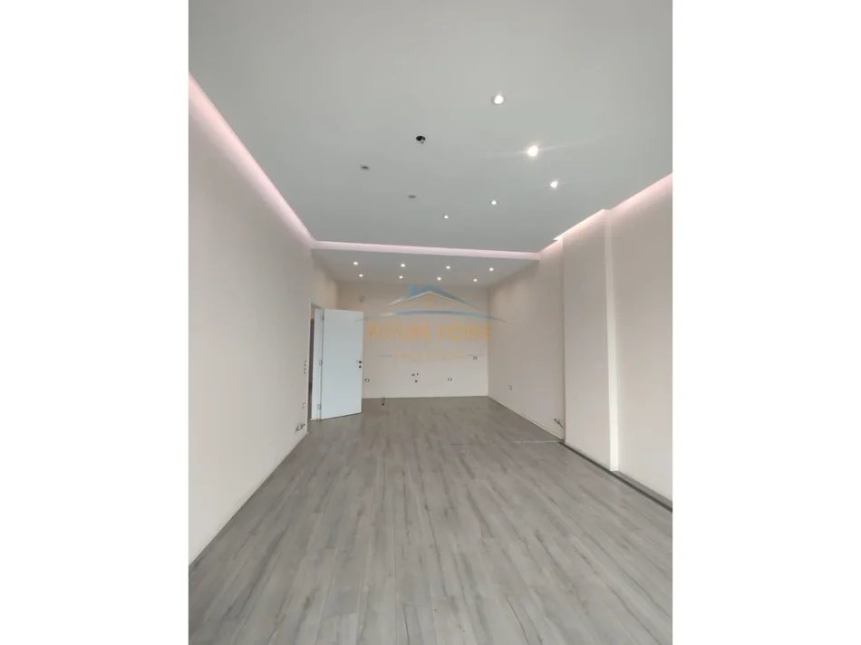 Tirane, shitet apartament 2+1+2+Ballkon Kati 7, 103 m² 335.000 € (Square 21)