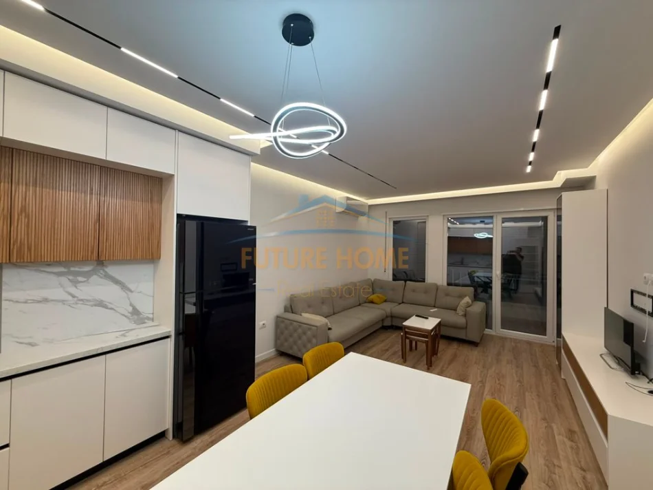 Tirane, shitet apartament 2+1+2, Kati 1, 102 m² 255.000 € (Rezidenca Erli, Porcelan)