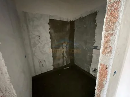 Tirane, shitet apartament 2+1+2 Kati 6, 99 m² 129.000 € (Paskuqan)