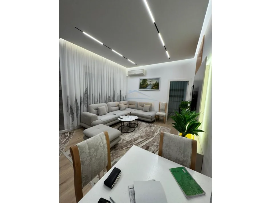 Tirane, shitet apartament 2+1 , 66 m² 125.000 € (Fresk)