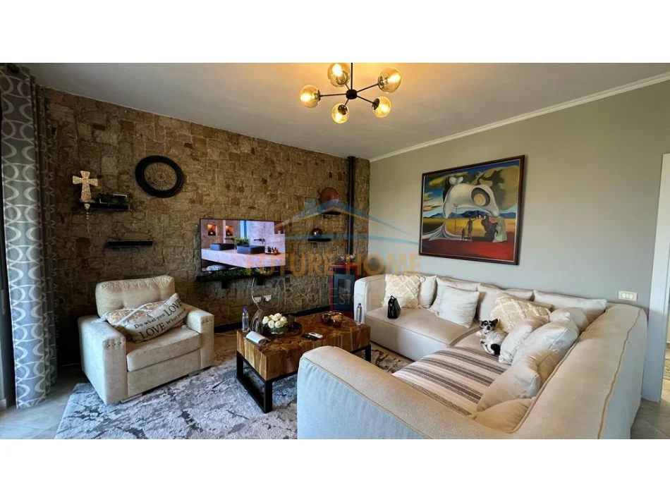 Tirane, shitet apartament 2+1+Aneks+Ballkon Kati 2, 123 m² 280.000 € (Kopeshti Botanik)