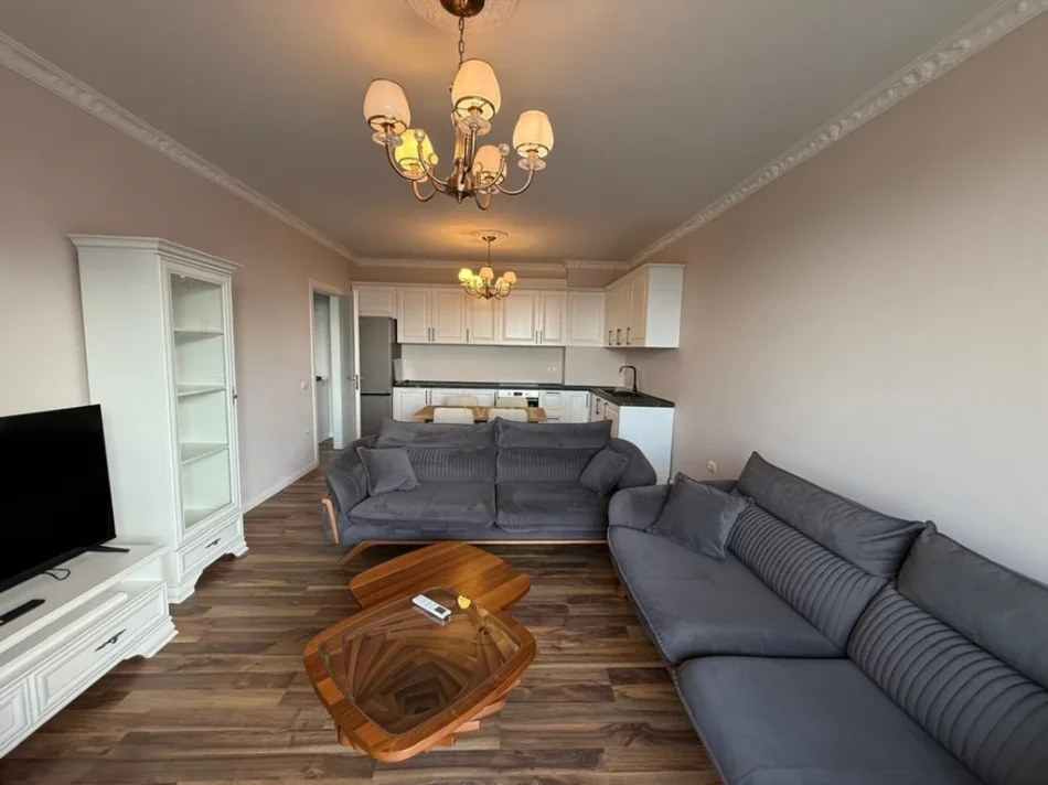 Tirane, shitet apartament 2+1+Aneks+Ballkon Kati 2, 124 m² 300.000 € (liqeni i thate , Kopshti Botanik)