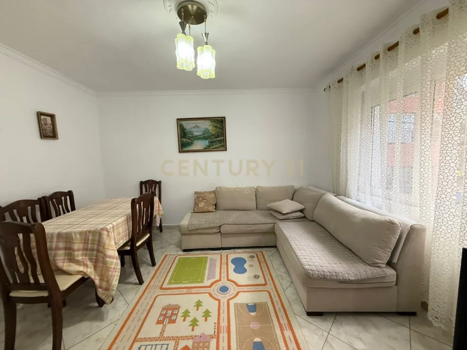 Tirane, shitet apartament 2+1+Aneks+Ballkon Kati 2, 73 m² 145.000 € (Ali Dem)