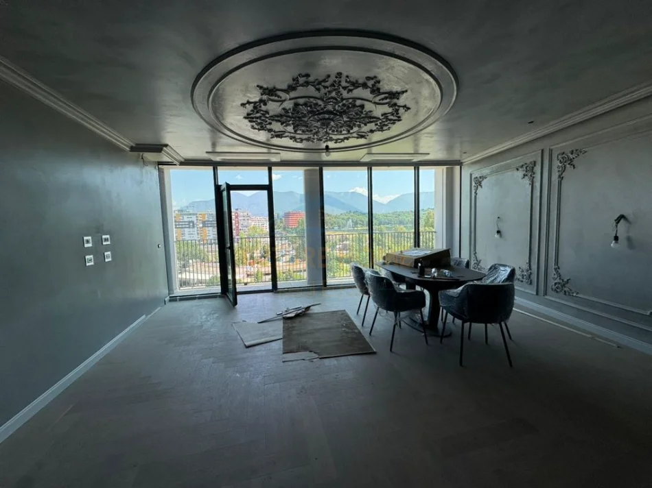 Tirane, shitet apartament 2+1+Aneks+Ballkon Kati 3, 123 m² 580.000 € (Lake View Residence)