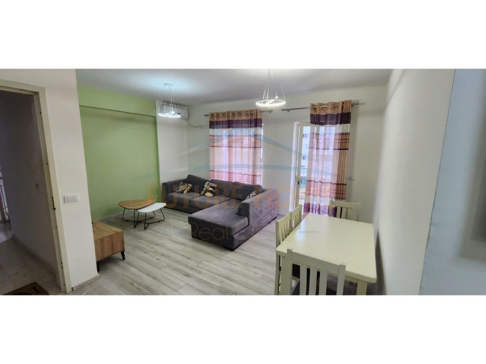 Tirane, shitet apartament 2+1+Aneks+Ballkon Kati 4, 100 m² 250.000 € (Kopshti Zoologjik)