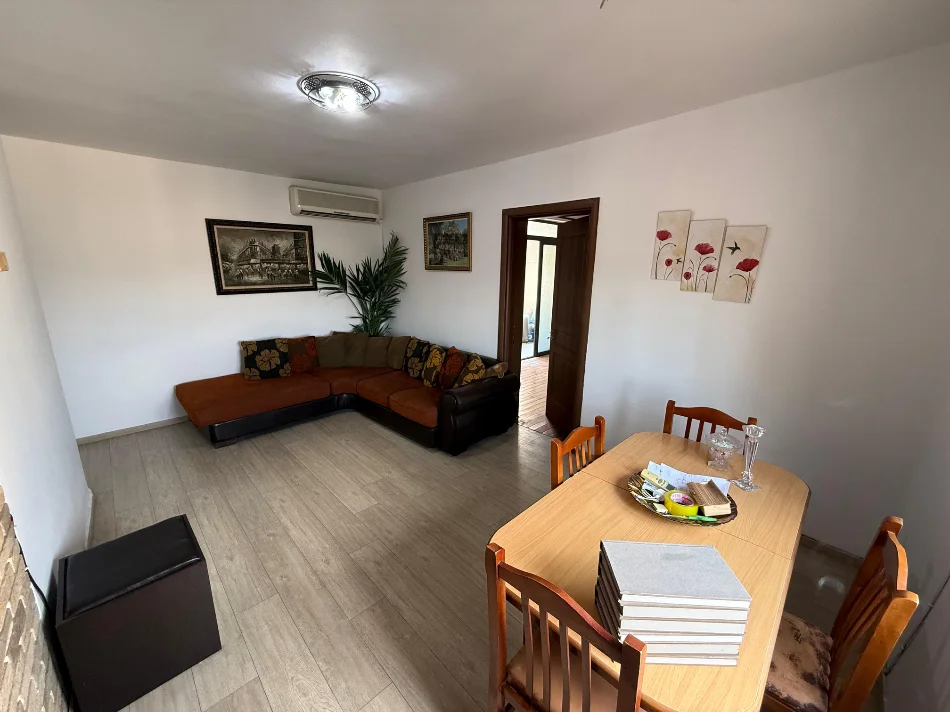 Tirane, shitet apartament 2+1+Aneks+Ballkon Kati 5, 83 m² 139.000 € (Bulevardi Zhan D’Ark)