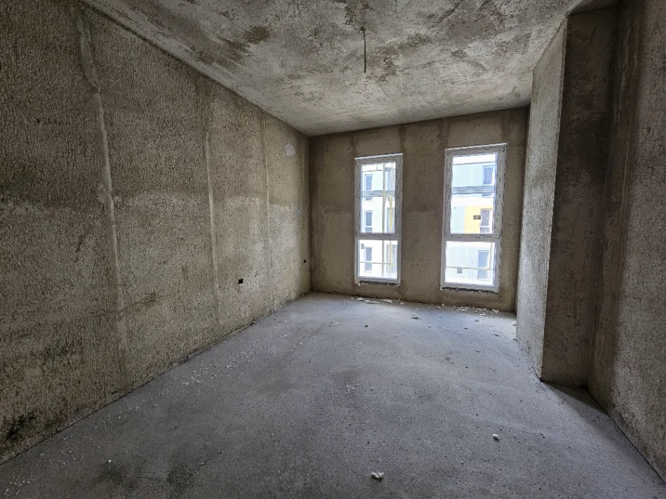 Tirane, shitet apartament 2+1+Aneks+Ballkon Kati 6, 93 m² 125.000 € (Univers City)