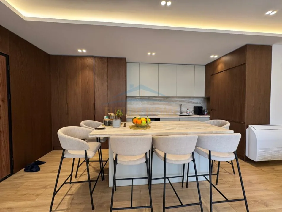 Tirane, shitet apartament 2+1+Aneks+Ballkon Kati 6, 98 m² 232.000 € (Jordan Misja)