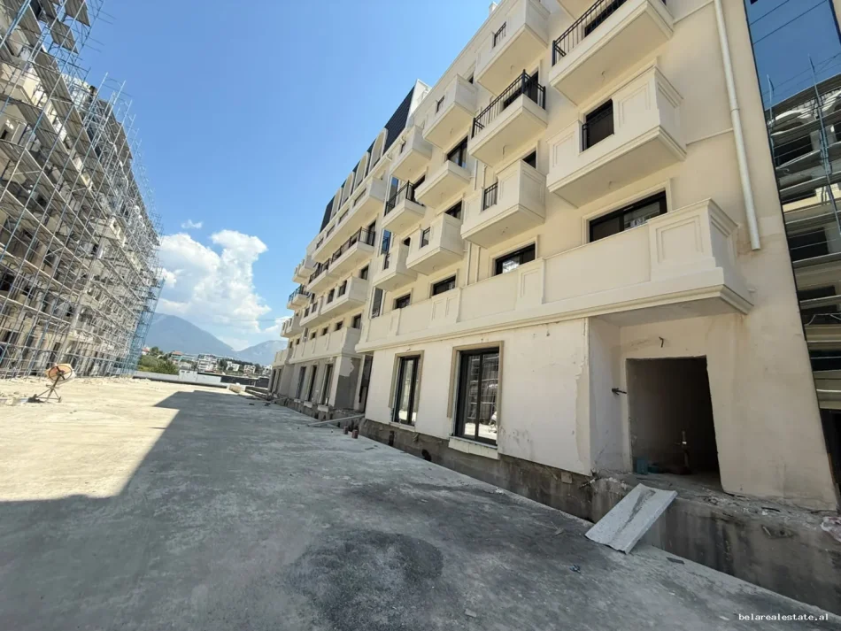 Tirane, shitet apartament 2+1+Ballkon Kati 0, 147 m² 264.060 € (Mjull-Bathore)
