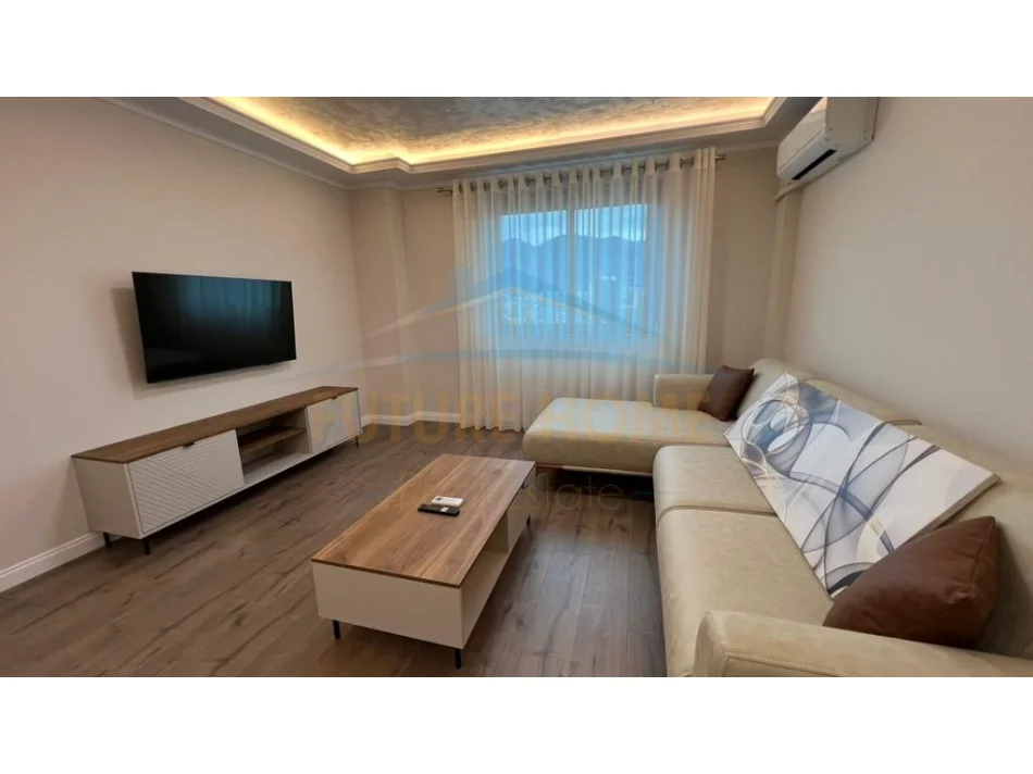 Tirane, shitet apartament 2+1+Ballkon Kati 10, 107 m² 230.000 €