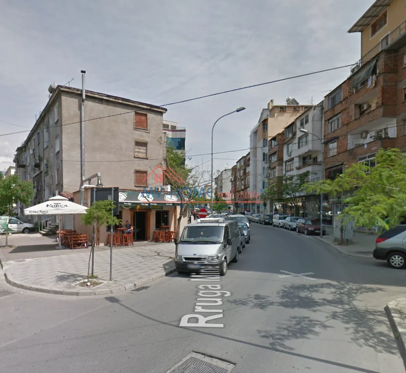 Tirane, shitet apartament 2+1+Ballkon Kati 1, 100 m² 217.000 € (Rruga Mine Peza)