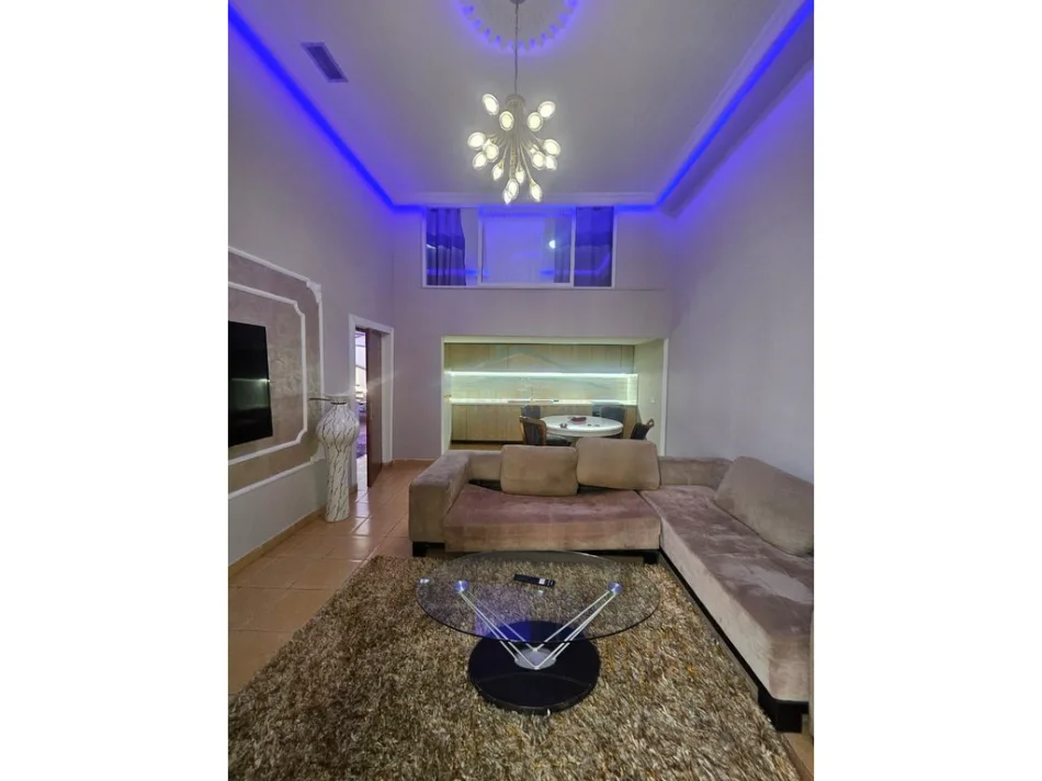 Tirane, shitet apartament 2+1+Ballkon Kati 1, 145 m² 232.000 € (Yzberisht)