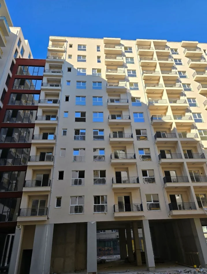 Tirane, shitet apartament 2+1+Ballkon Kati 2, 106 m² 179.520 € (KOMPLEKSI AURA)