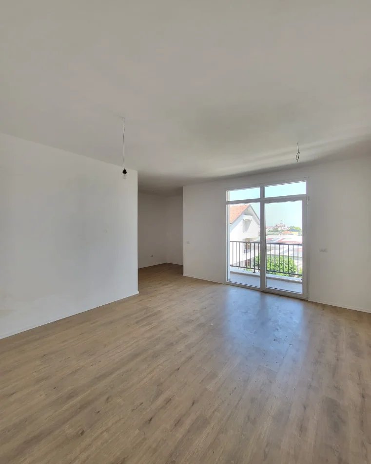 Tirane, shitet apartament 2+1+Ballkon Kati 2, 106 m² 196.300 € (Sauk I Vjeter)