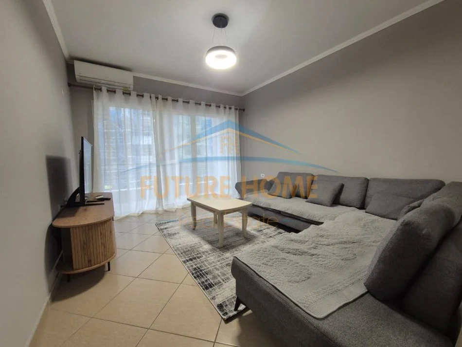 Tirane, shitet apartament 2+1+Ballkon Kati 2, 99 m² 200.000 € (Rruga Don Bosko)