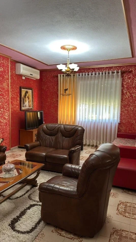 Tirane, shitet apartament 2+1+Ballkon Kati 3, 131 m² 240.000 € (VASIL SHANTO)