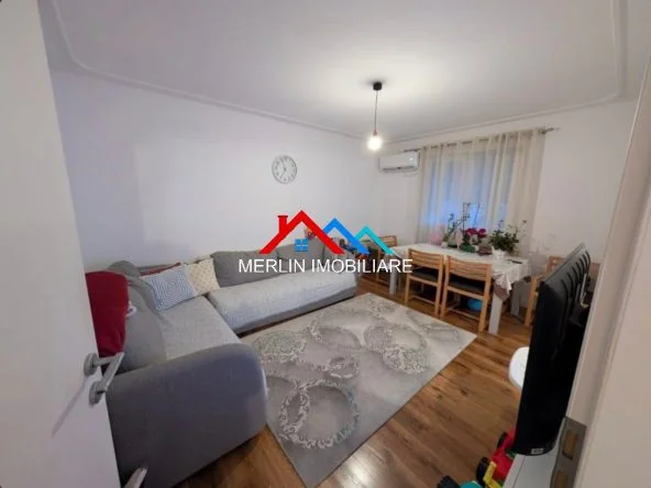 Tirane, shitet apartament 2+1+Ballkon Kati 3, 75 m² 168.000 € (RRUGA YLBERE BYLYKBASHI,RRUGA E KAVAJES.)