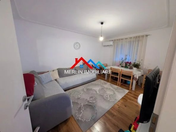 Tirane, shitet apartament 2+1+Ballkon Kati 3, 75 m² 168.000 € (RRUGA YLBERE BYLYKBASHI,RRUGA E KAVAJES.)