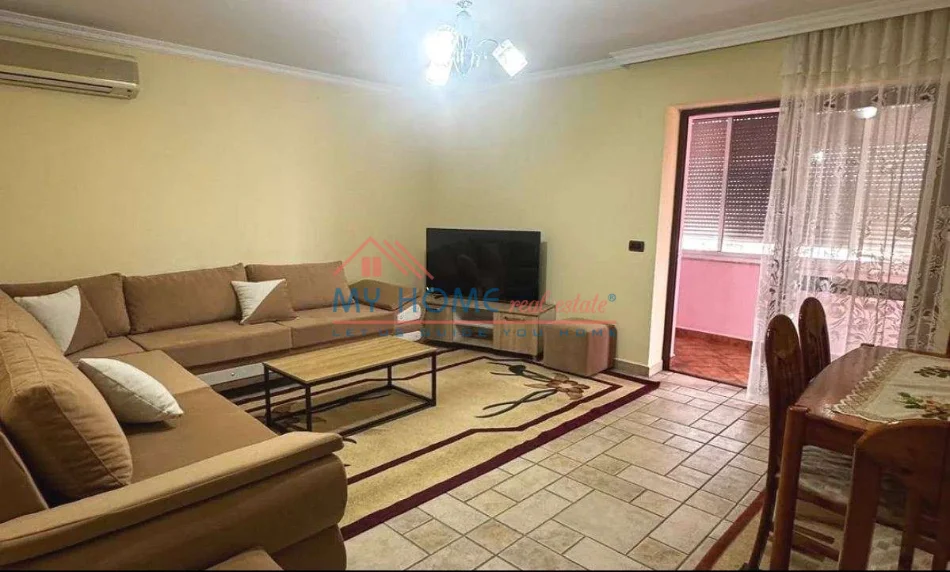 Tirane, shitet apartament 2+1+Ballkon Kati 3, 85 m² 165.000 € (Rruga Xhanfize Keko)