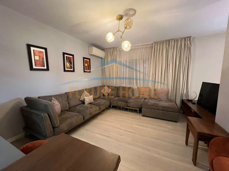 Tirane, shitet apartament 2+1+Ballkon Kati 3, 97 m² 225.000 € (Report TV)