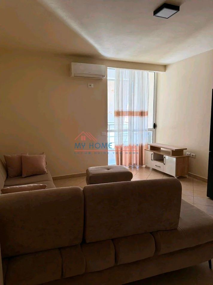 Tirane, shitet apartament 2+1+Ballkon Kati 4, 100 m² 166.000 € (Rruga Teodor Keko)