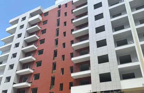 Tirane, shitet apartament 2+1+Ballkon Kati 4, 103 m² 124.141 € (Paskuqan)