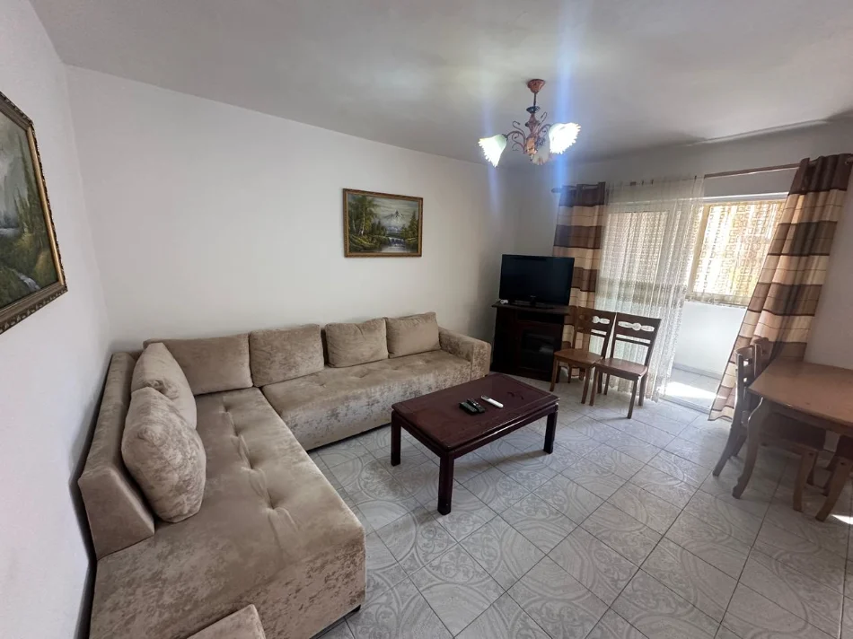 Tirane, shitet apartament 2+1+Ballkon Kati 4, 70 m² 155.000 € (Ish Tregu Elektrike/Ali Demi)