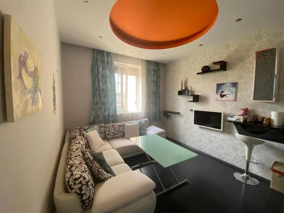 Tirane, shitet apartament 2+1+Ballkon Kati 4, 82 m² 168.000 € (rrugae durresit)