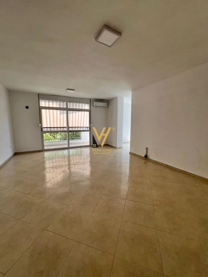 Tirane, shitet apartament 2+1+Ballkon Kati 5, 112 m² 340.000 € (ALI DEMI)