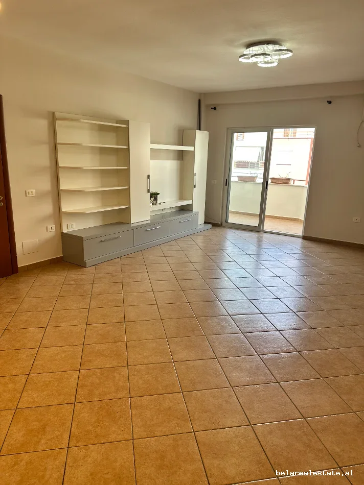 Tirane, shitet apartament 2+1+Ballkon Kati 7, 100 m² 156.000 € (Misto Mame)