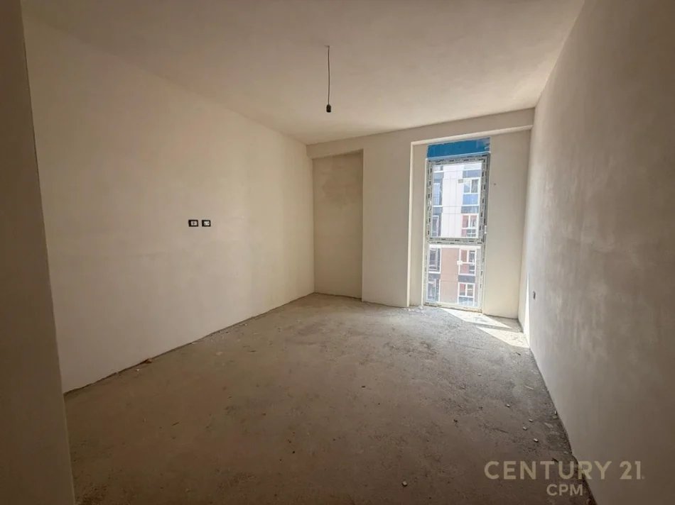 Tirane, shitet apartament 2+1+Ballkon Kati 7, 108 m² 237.000 € (Bulevardi i Ri)