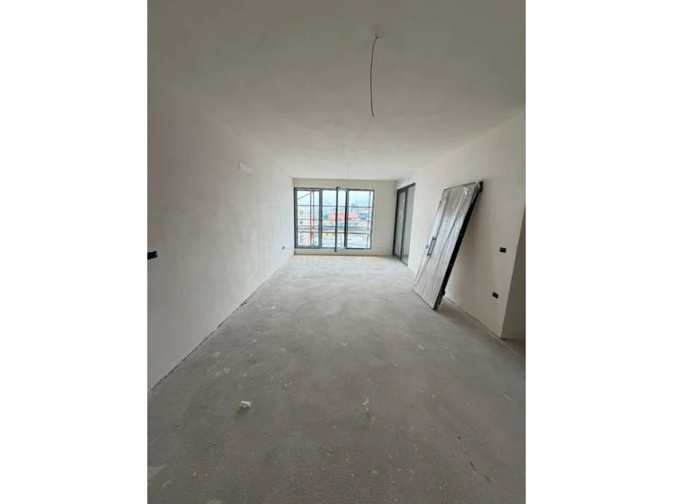Tirane, shitet apartament 2+1+Ballkon Kati 8, 116 m² 314.820 € (KOMUNA E PARISIT)