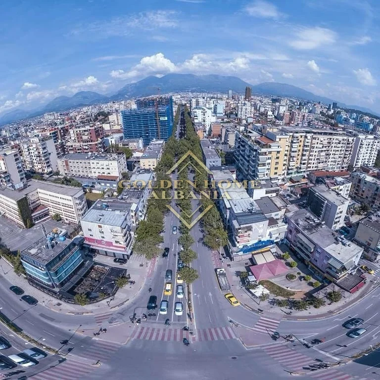 Tirane, shitet apartament , (21 Dhjetori)
