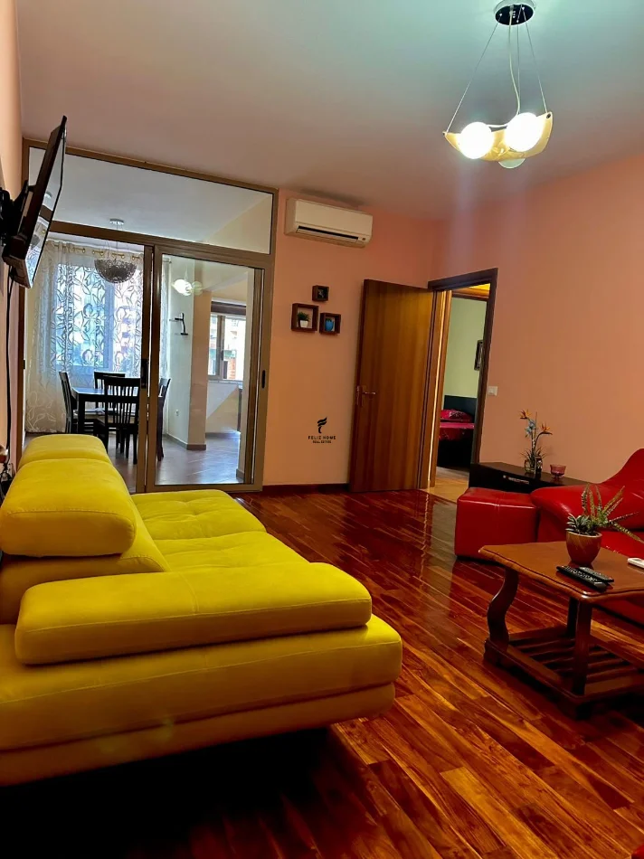 Tirane, shitet apartament 2+1 Kati 1, 105 m² 165.000 € (ASTIR)