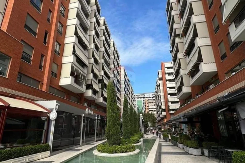 Tirane, shitet apartament 2+1 Kati 1, 111 m² 410.000 €