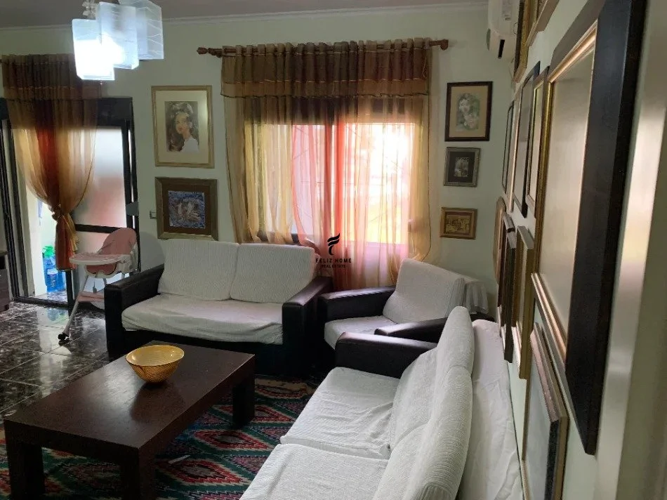 Tirane, shitet apartament 2+1 Kati 1, 185 m² 160.000 € (VASIL SHANTO)
