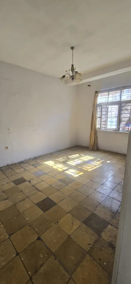 Tirane, shitet apartament 2+1 Kati 1, 62 m² 133.000 € (Rruga Ferit Xhajko)