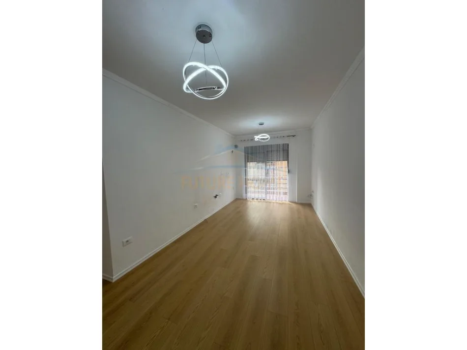Tirane, shitet apartament 2+1 Kati 1, 78 m² 130.000 € (FRESK)