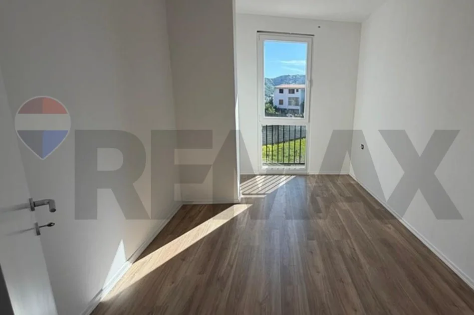 Tirane, shitet apartament 2+1 Kati 1, 80 m² 144.000 € (Sauk)
