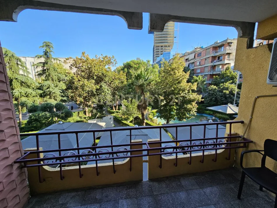 Tirane, shitet apartament 2+1 Kati 1, 86 m² 348.750 € (Sheshi Skenderbej)