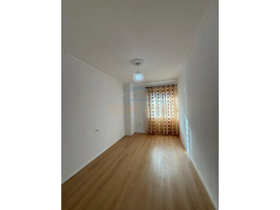 Tirane, shitet apartament 2+1 Kati 1, 88 m² 135.000 € (Fresku)