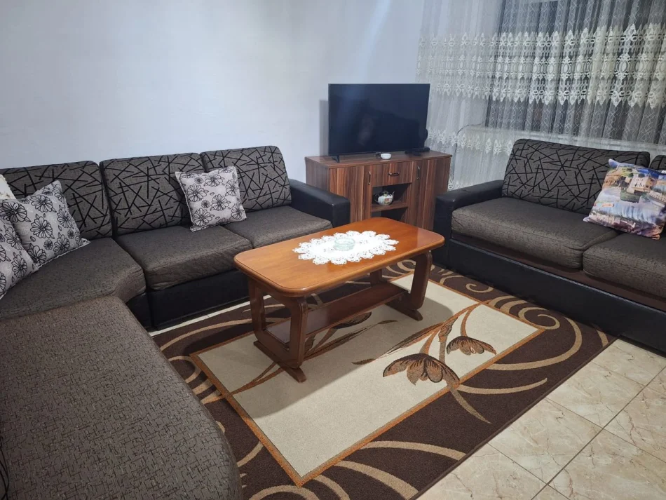 Tirane, shitet apartament 2+1 Kati 1, 91 m² 160.000 € (Ali Demi)